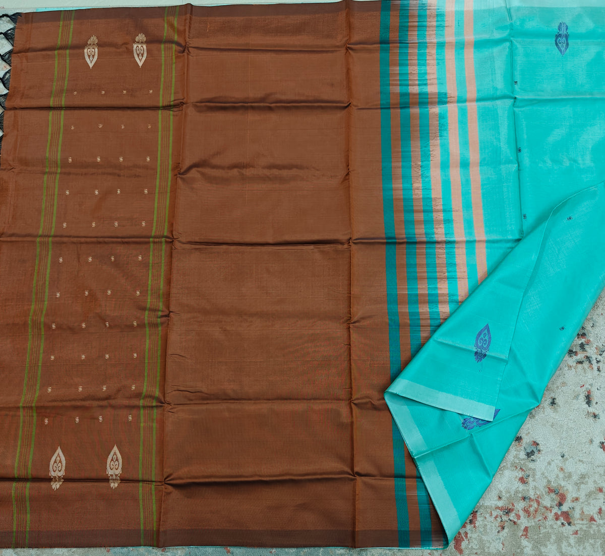 Chinnalampattu Saree- Pastel Green with Brown