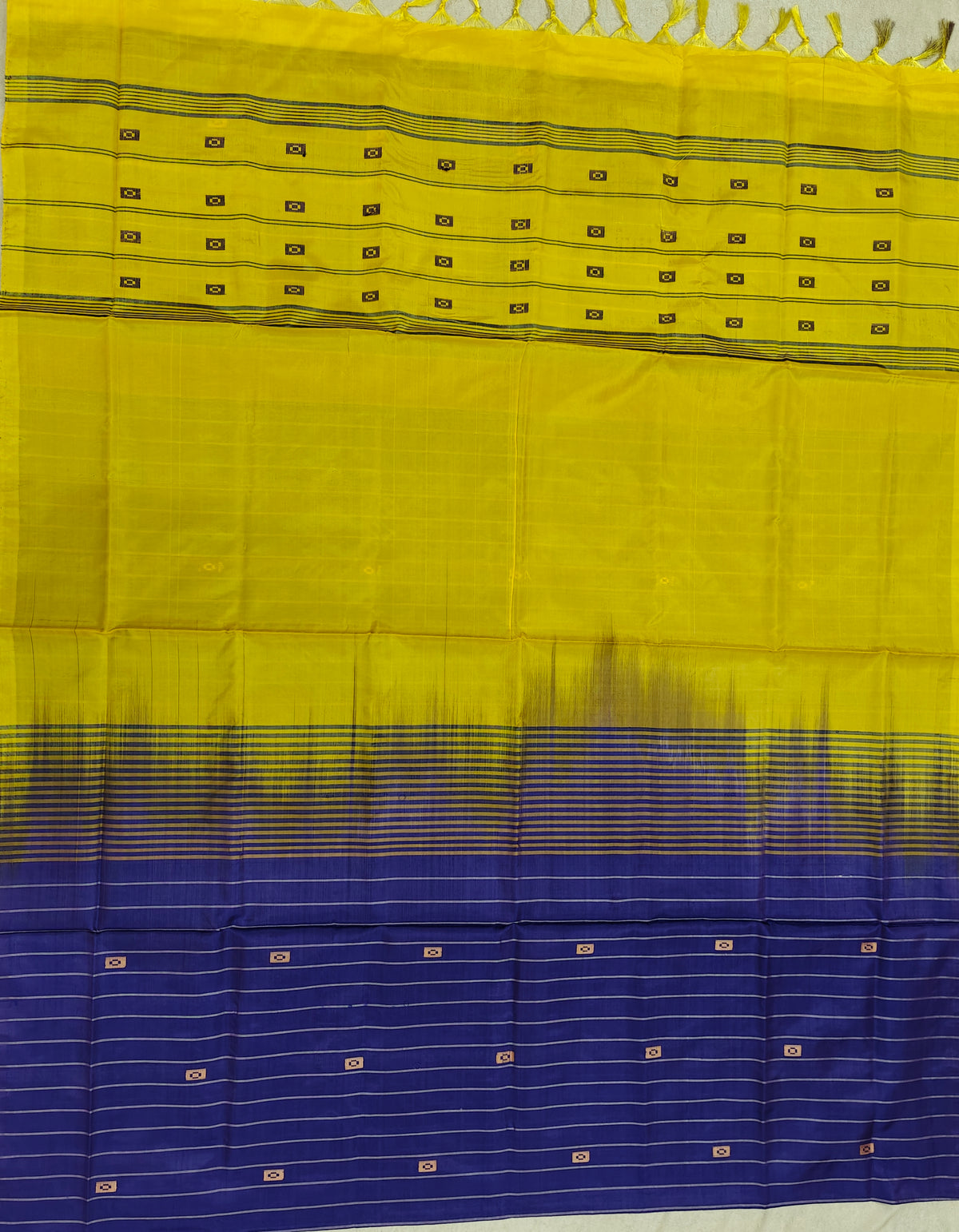 Chinnalampattu Saree- Blue with Yellow