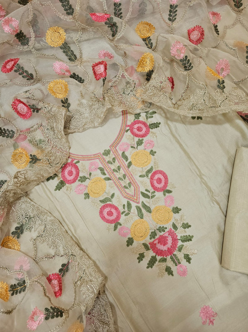 Soft Silk with Heavy Neck - Cream
