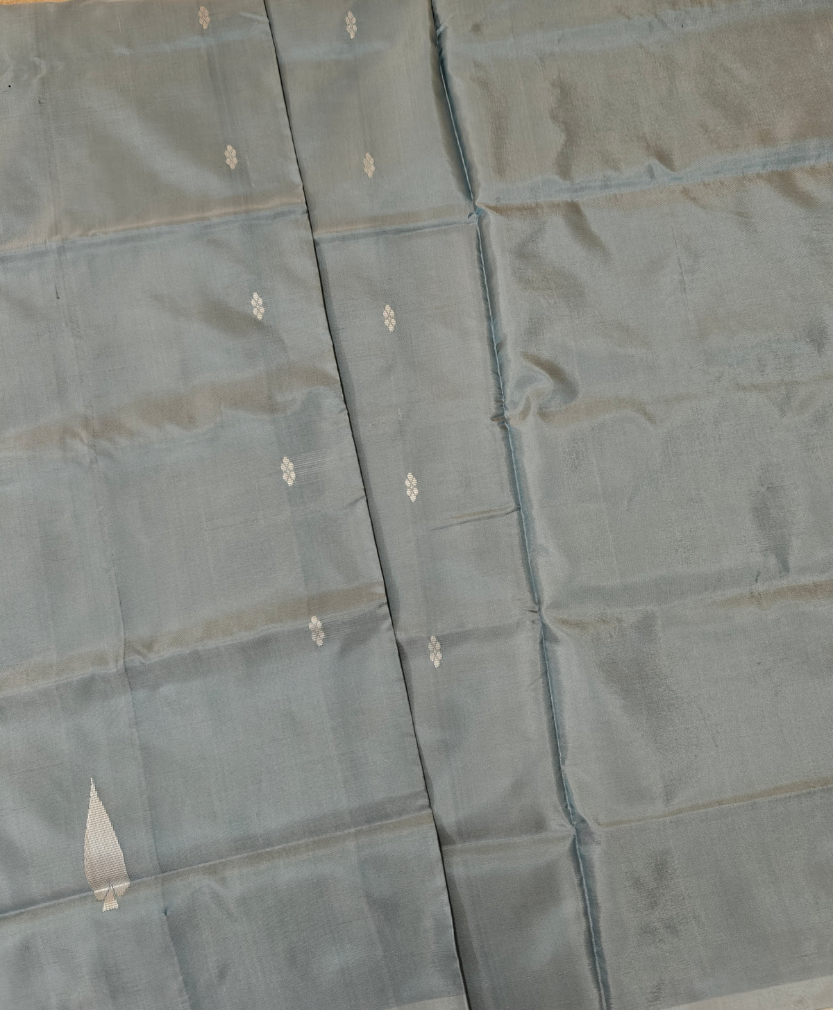 Chinnalampattu Saree - Grey with Peacock Green