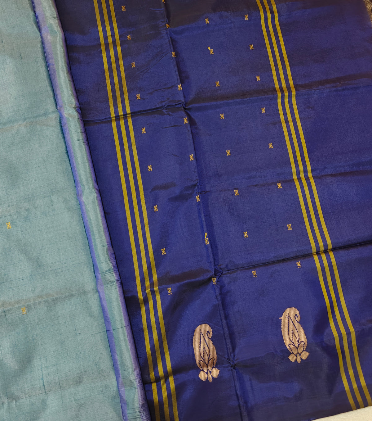 Chinnalampattu Saree - Grey with Blue