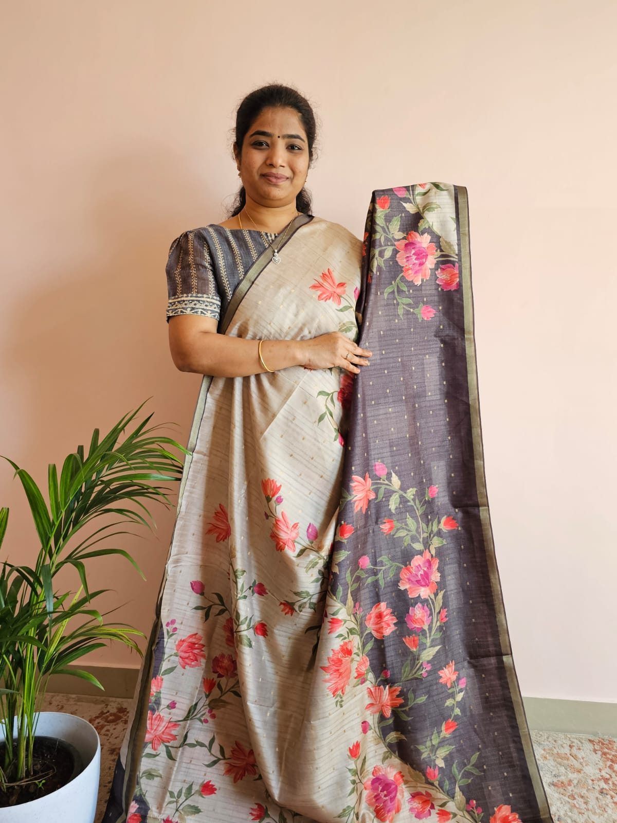 Soft Semi Tussar - Grey