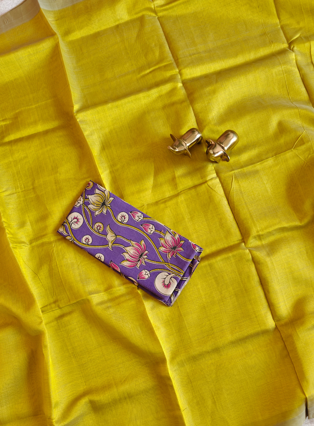 Handwoven Mangalagiri Plain Pattu Saree - Bright Mustard Yellow