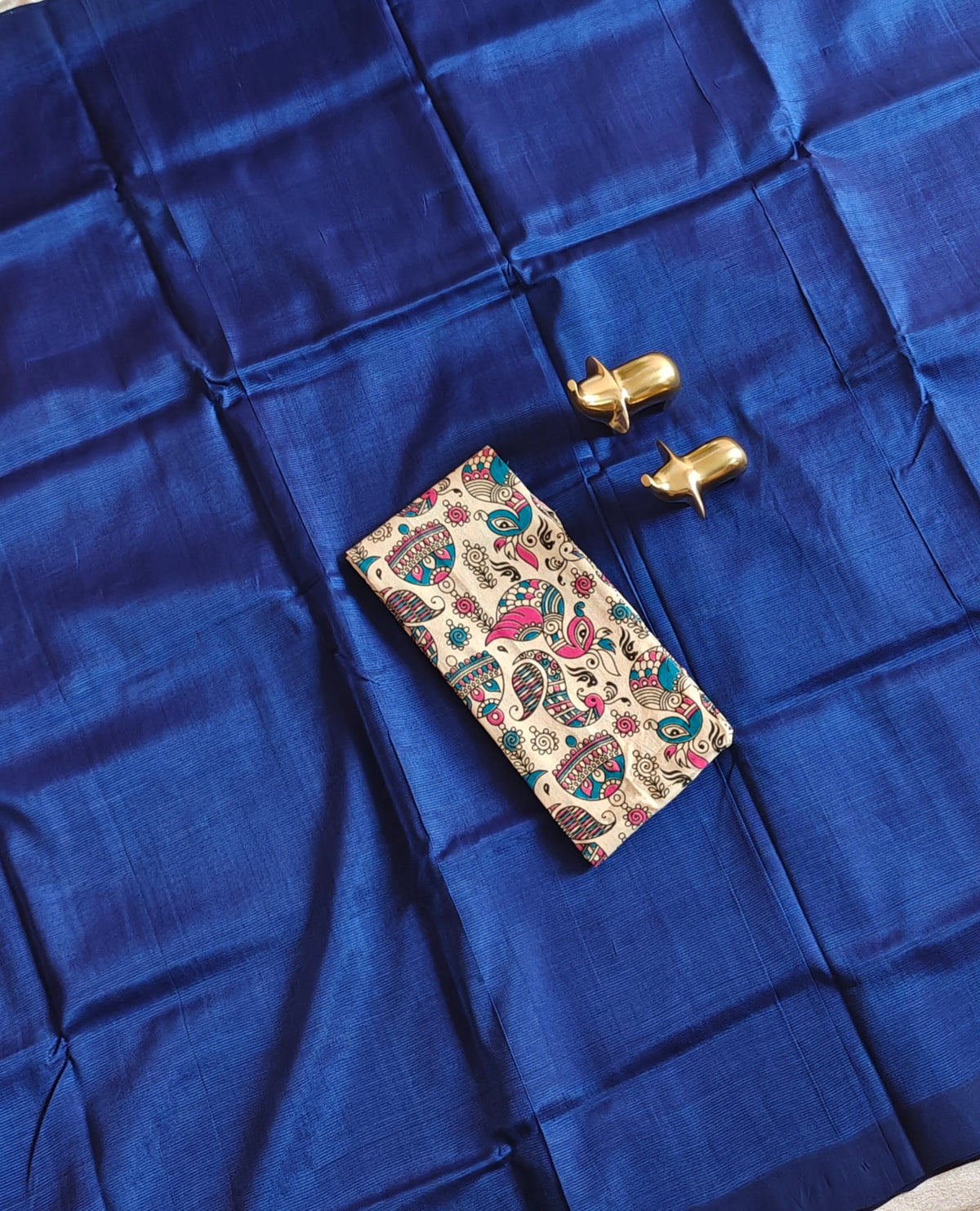 Handwoven Mangalagiri Plain Pattu Saree - Dark Blue