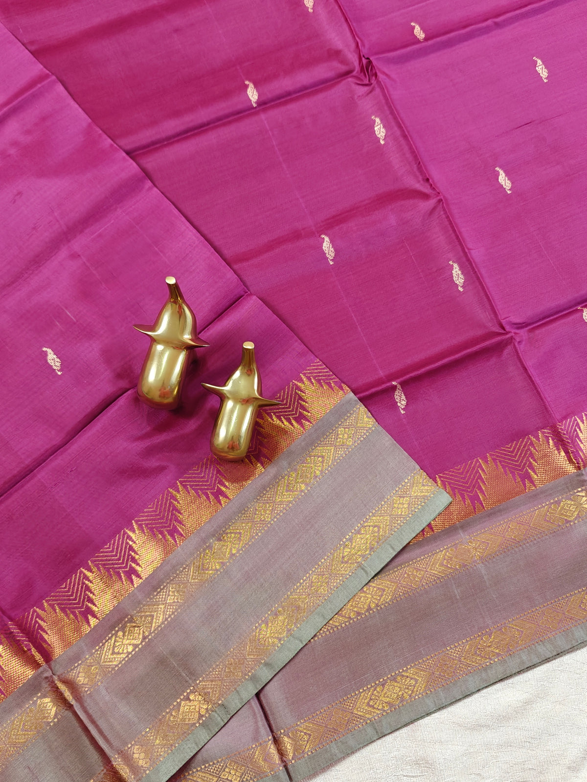 Chinnalampattu Border - Magenta Pink with Pastel Green