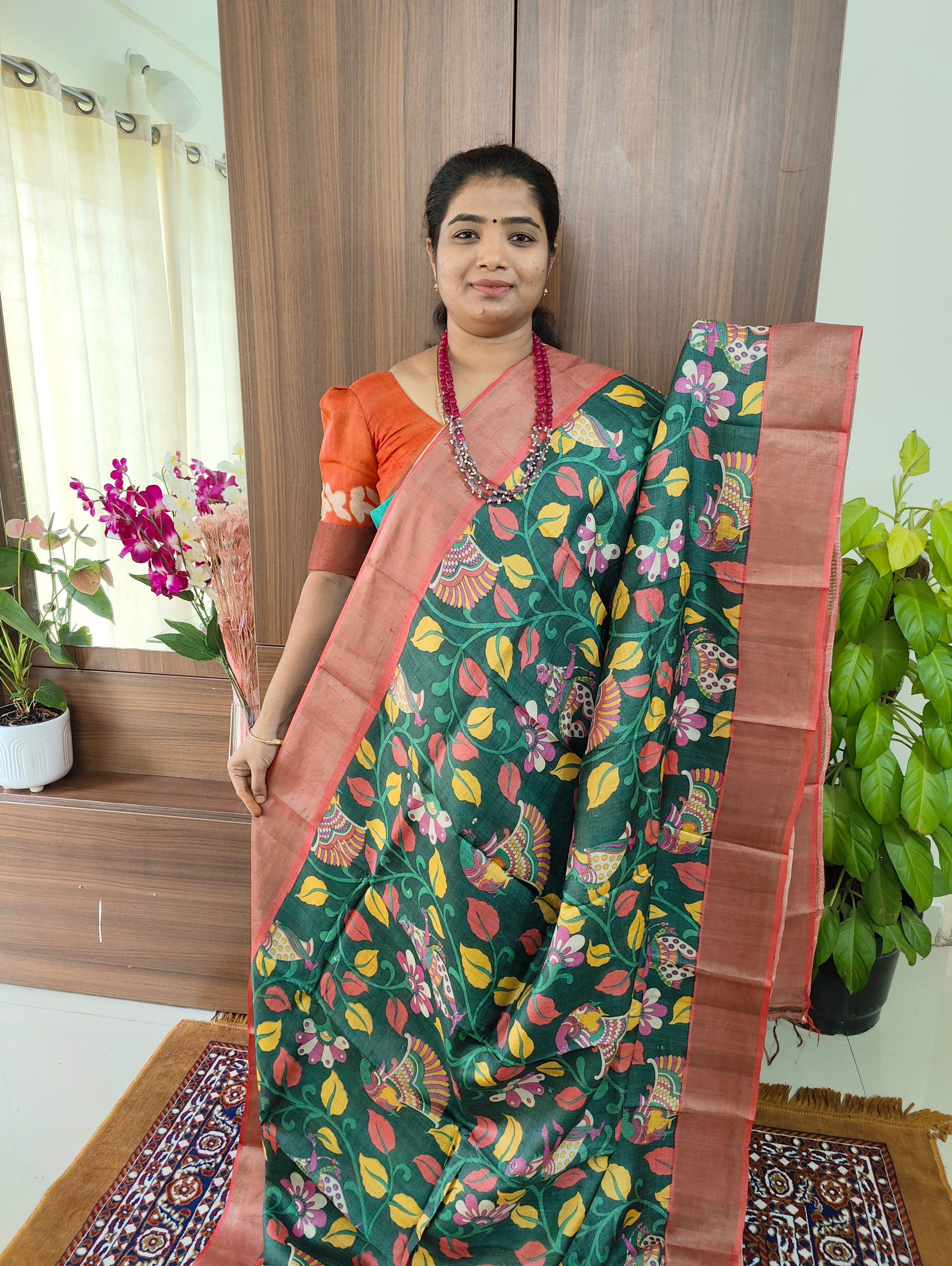 Bottle Green with Peach Kalamkari Print Pure Handwoven Tussar Silk Sar –  Looms Legacy