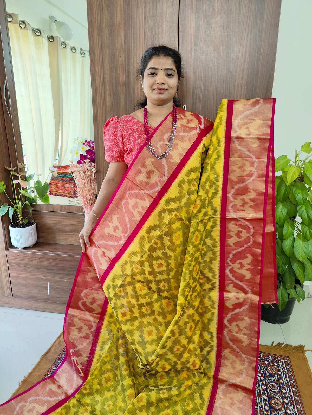 Yellow with Pink Pallu Pochampally Ikkat Silk Cotton (SICO Pattu)