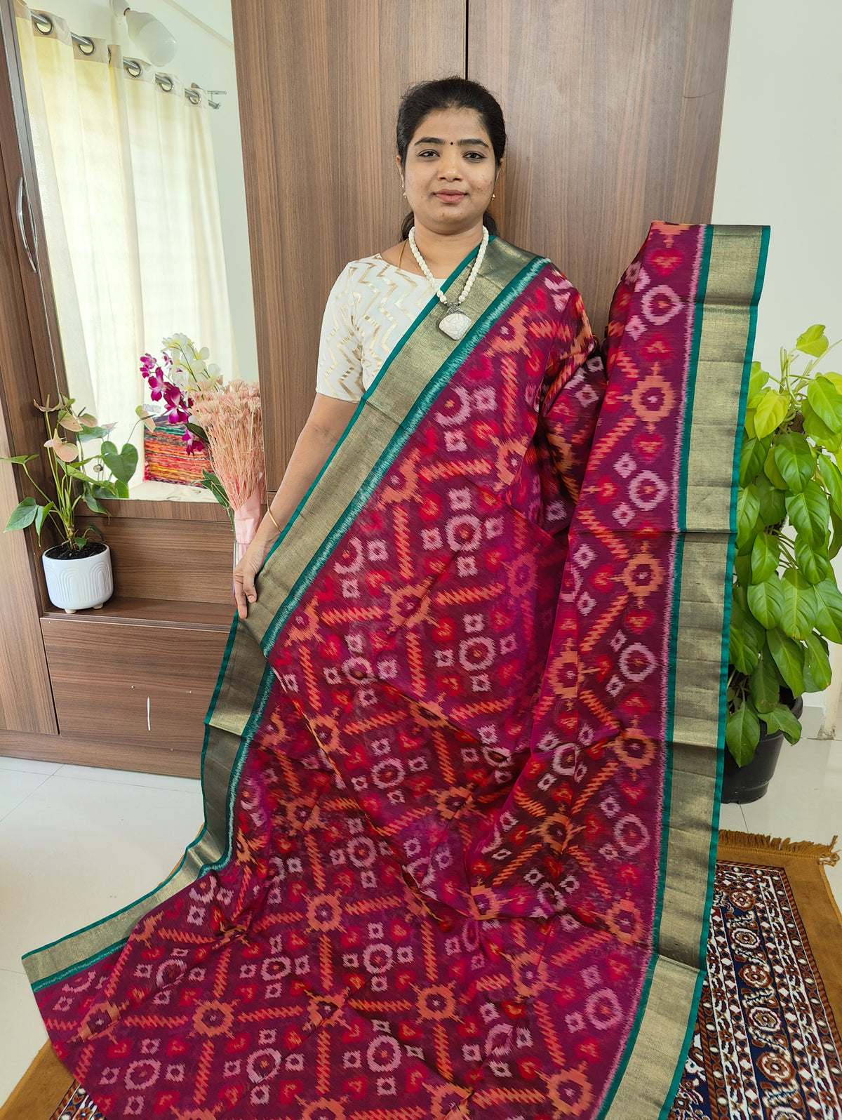 Ikkat Silk Pochampally Sarees At Low Cost Pochampally Ikkat Silk