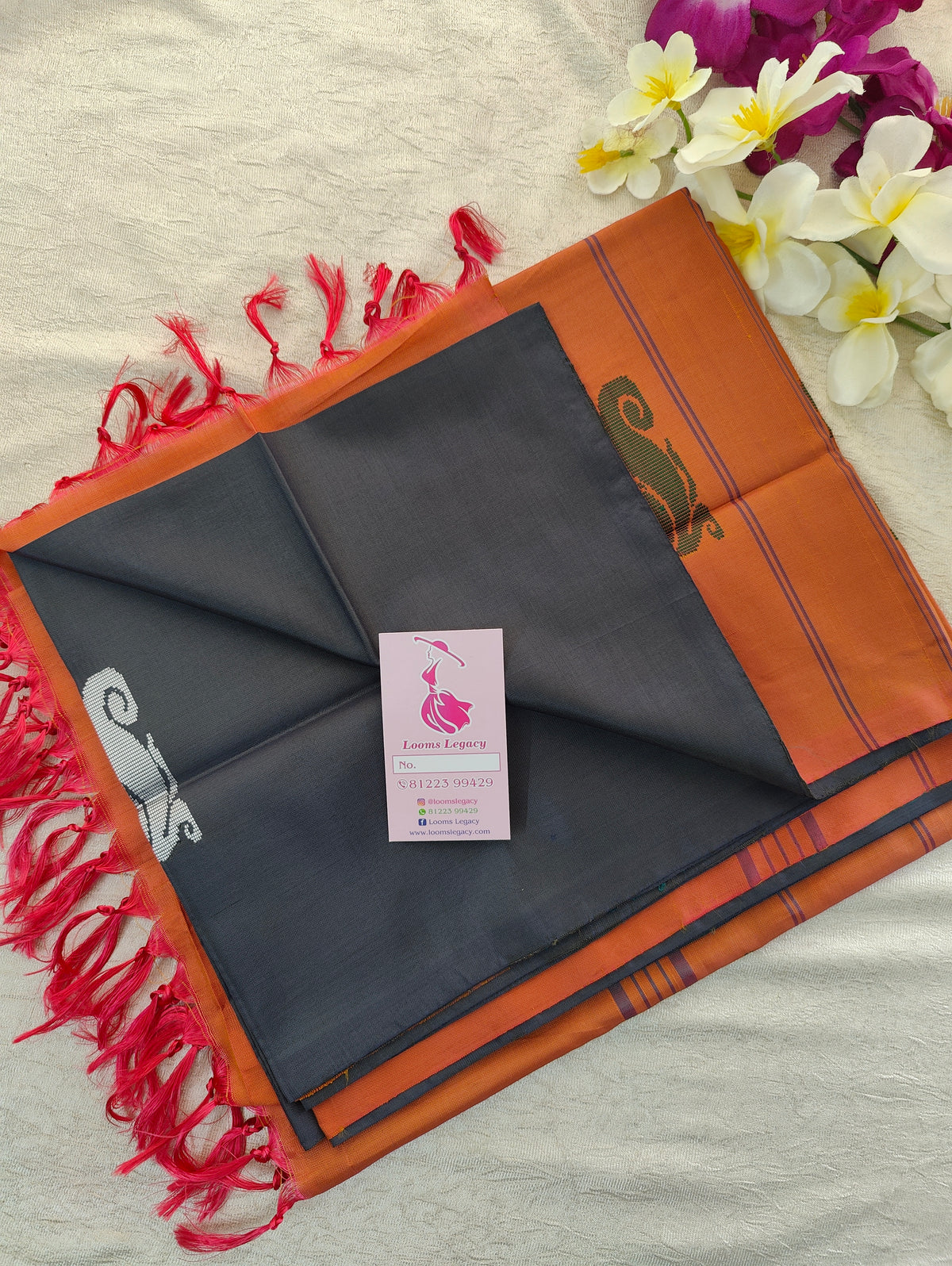 Grey with Peachish Pink  Pallu Handwoven Chinnalampattu Saree