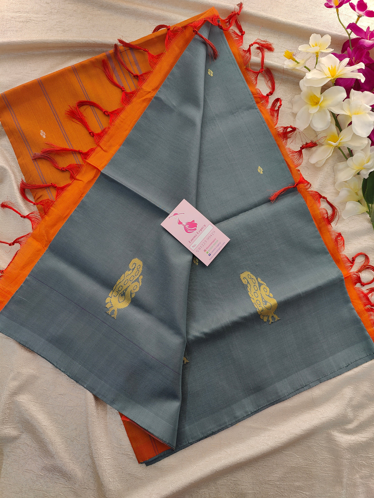 Grey with Orange Shade Pallu Handwoven Chinnalampattu Saree