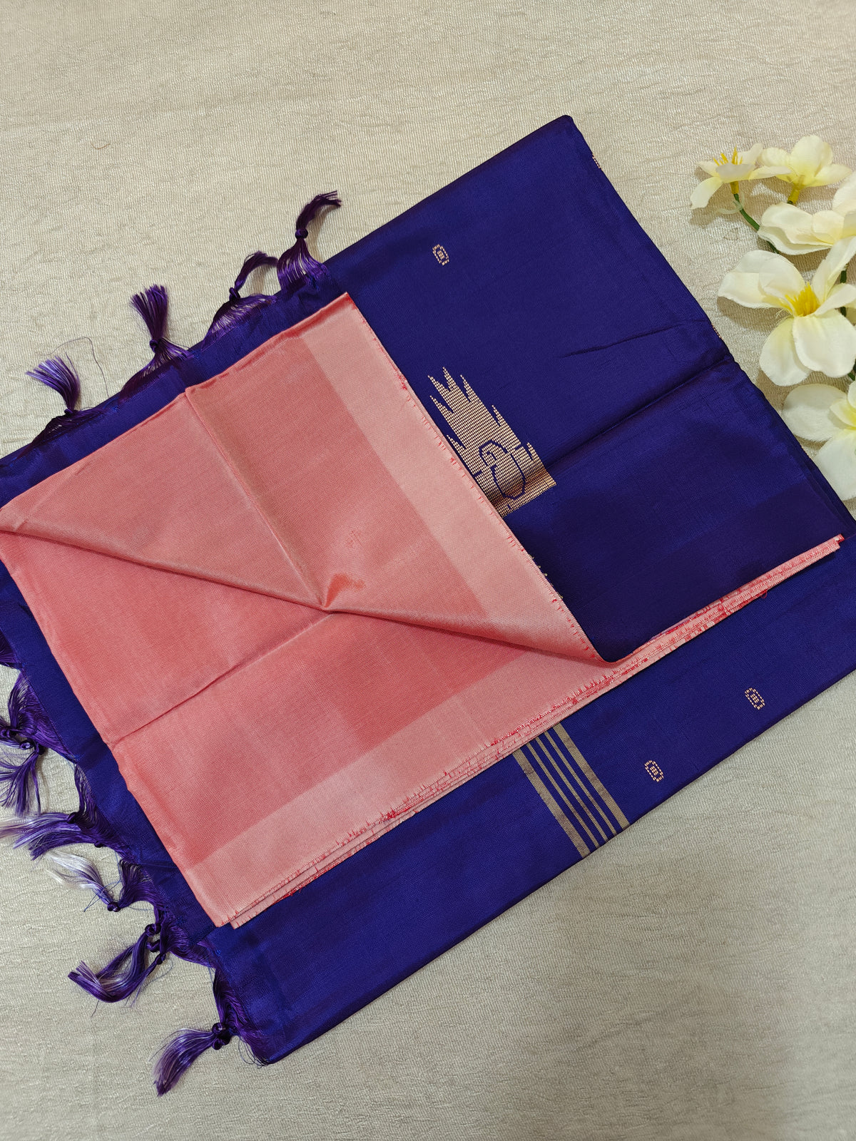 Chinnalampattu Saree- Peach with Blue