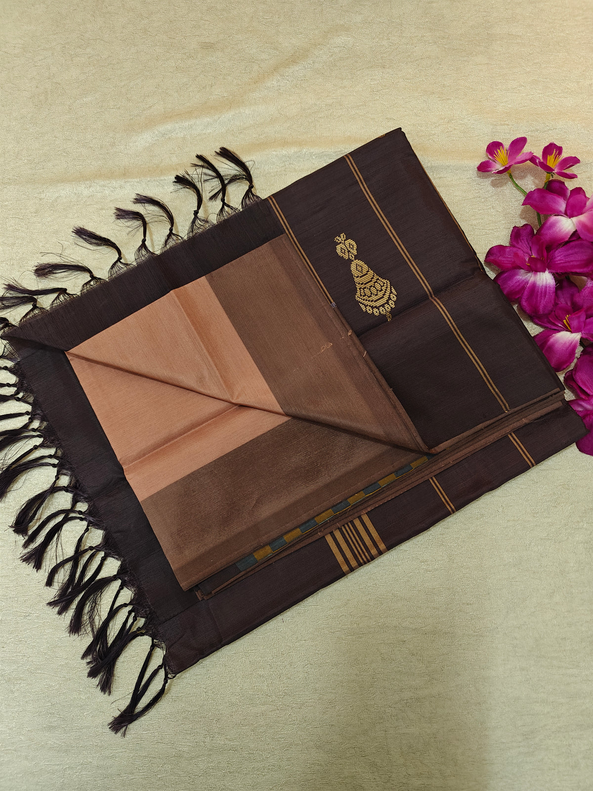 Chinnalampattu Saree- Dark Beigh with Brown