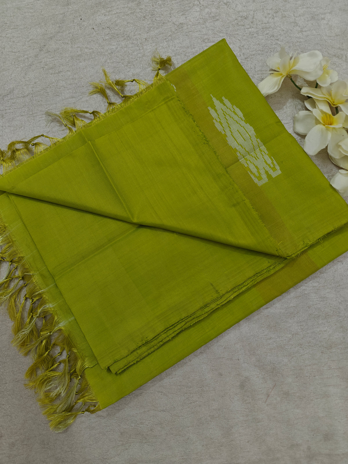 Chinnalampattu Saree- Monochrome Green
