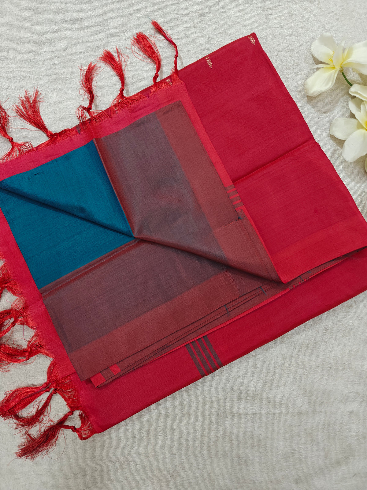 Chinnalampattu Saree- Peacock blue with Red