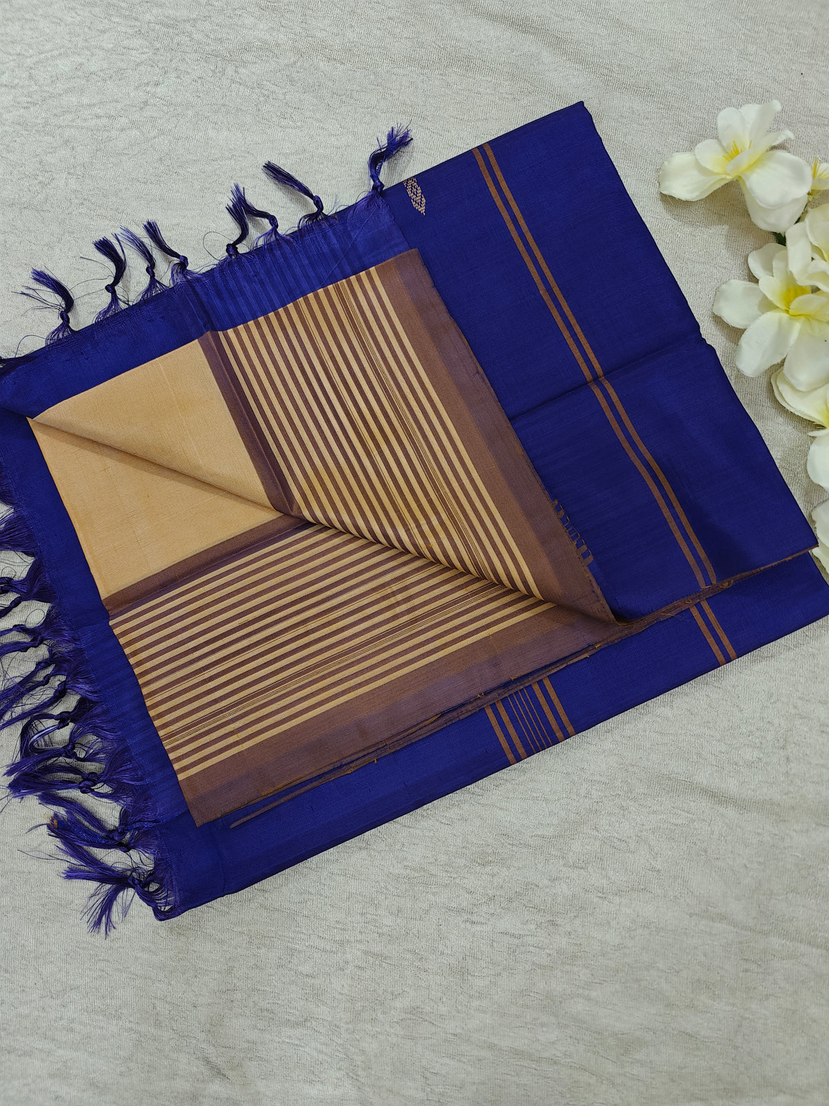 Chinnalampattu Saree - Sandel with Blue