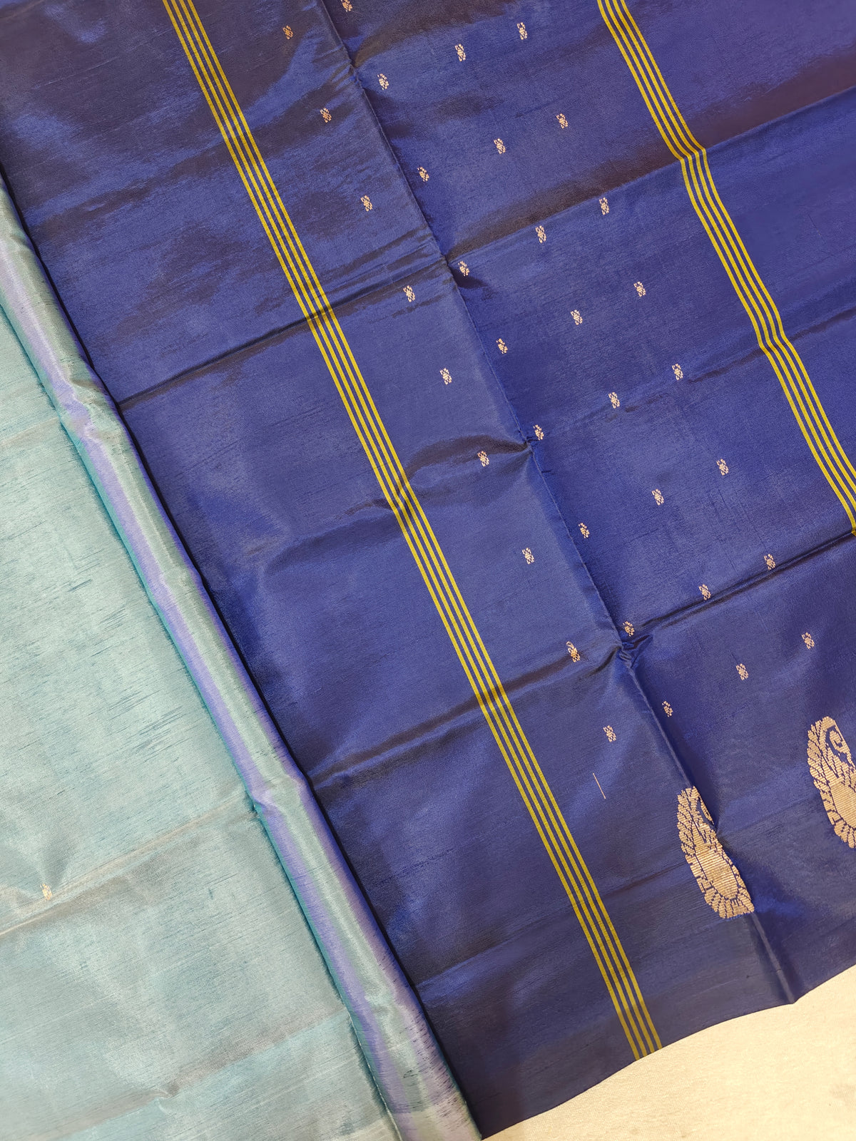 Chinnalampattu Saree - Grey with Blue