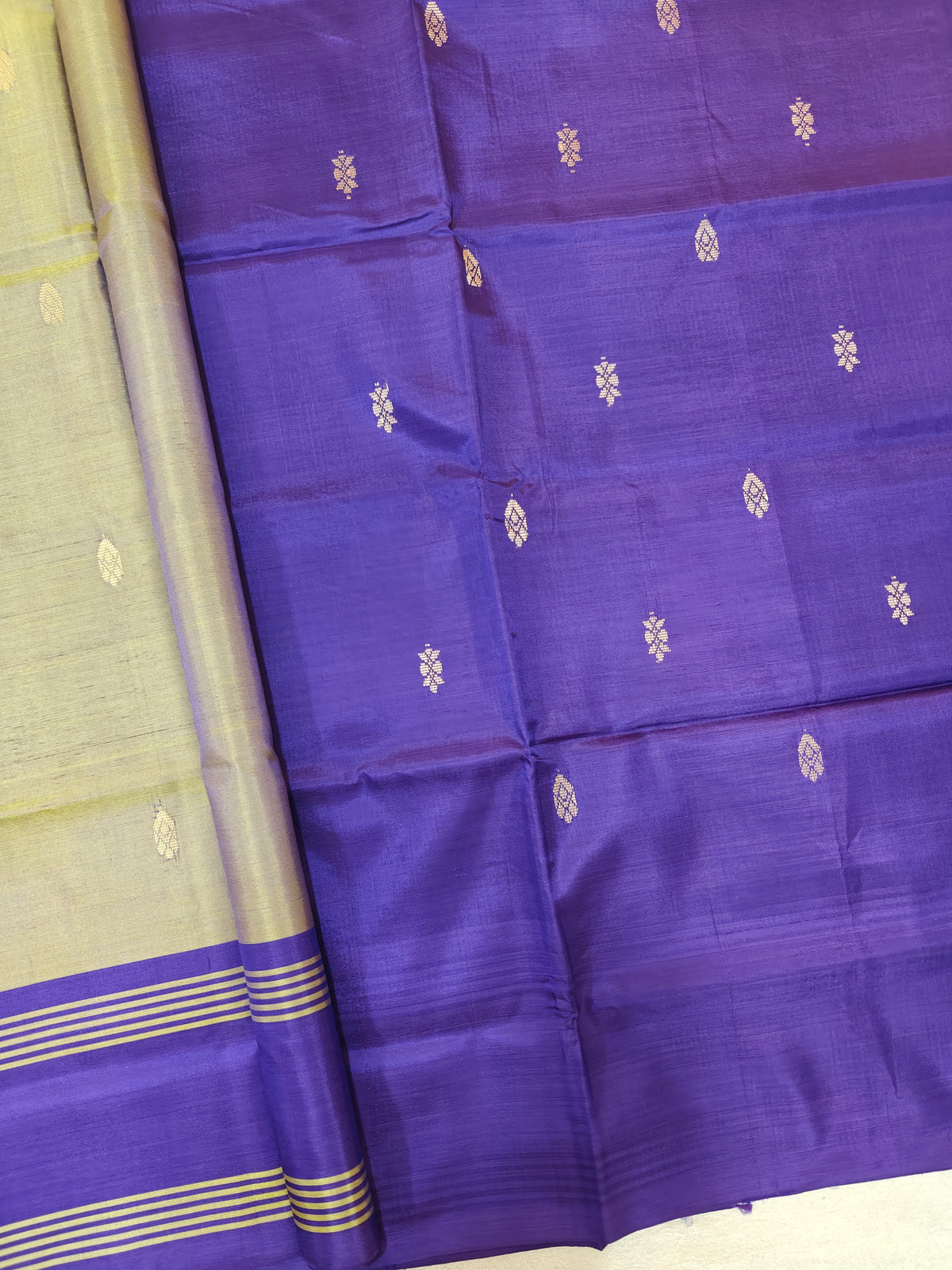 Chinnalampattu Saree - Mehandi Green with Violet