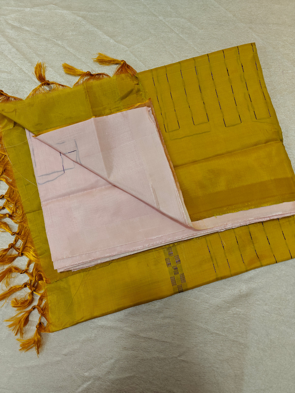 Chinnalampattu Saree - Peach with Yellow