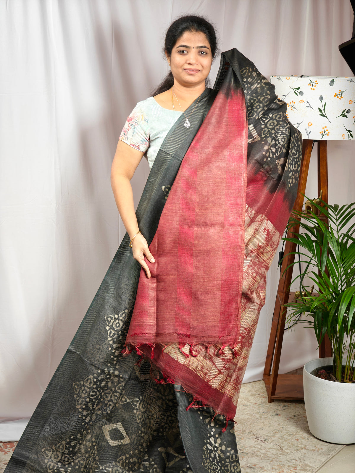 Bhagalpuri with Batik Print - Grey with Maroon