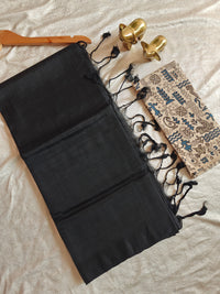 Handwoven Mangalagiri Plain Pattu Saree - Black