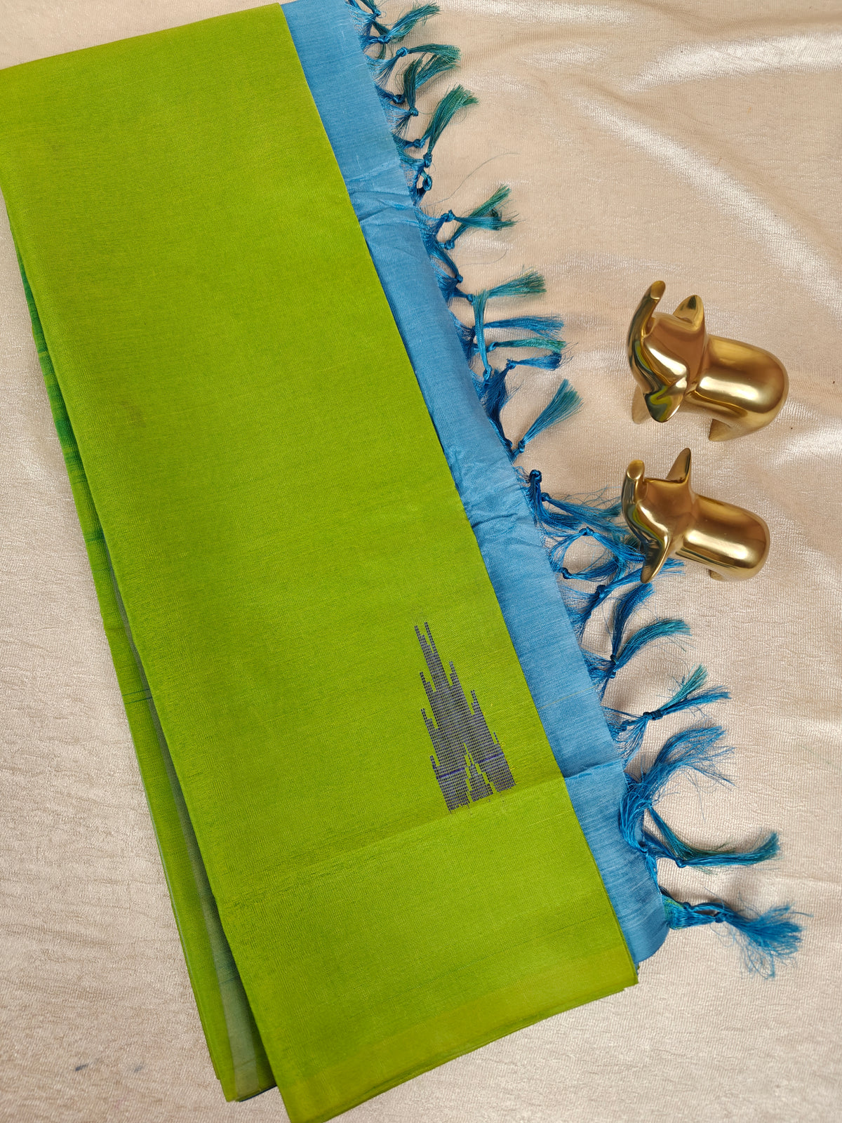 Chinnalampattu Saree - Green with Blue