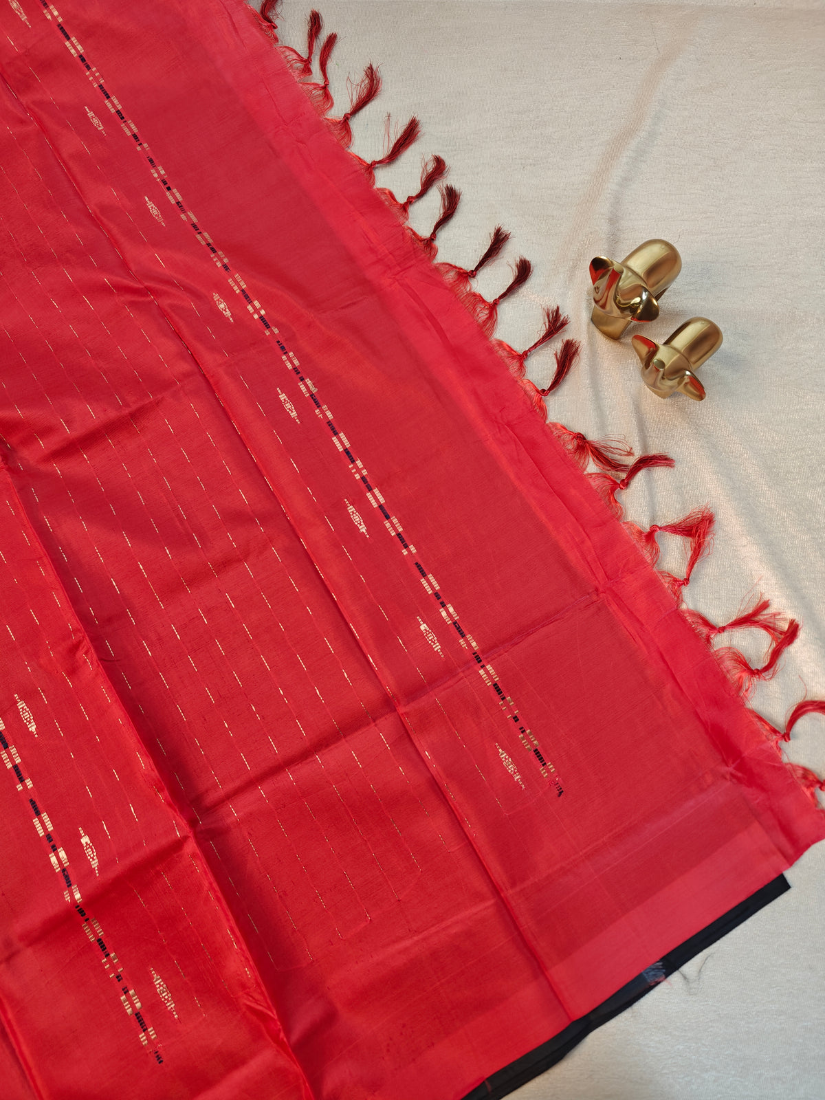 Chinnalampattu Saree - Black with Red