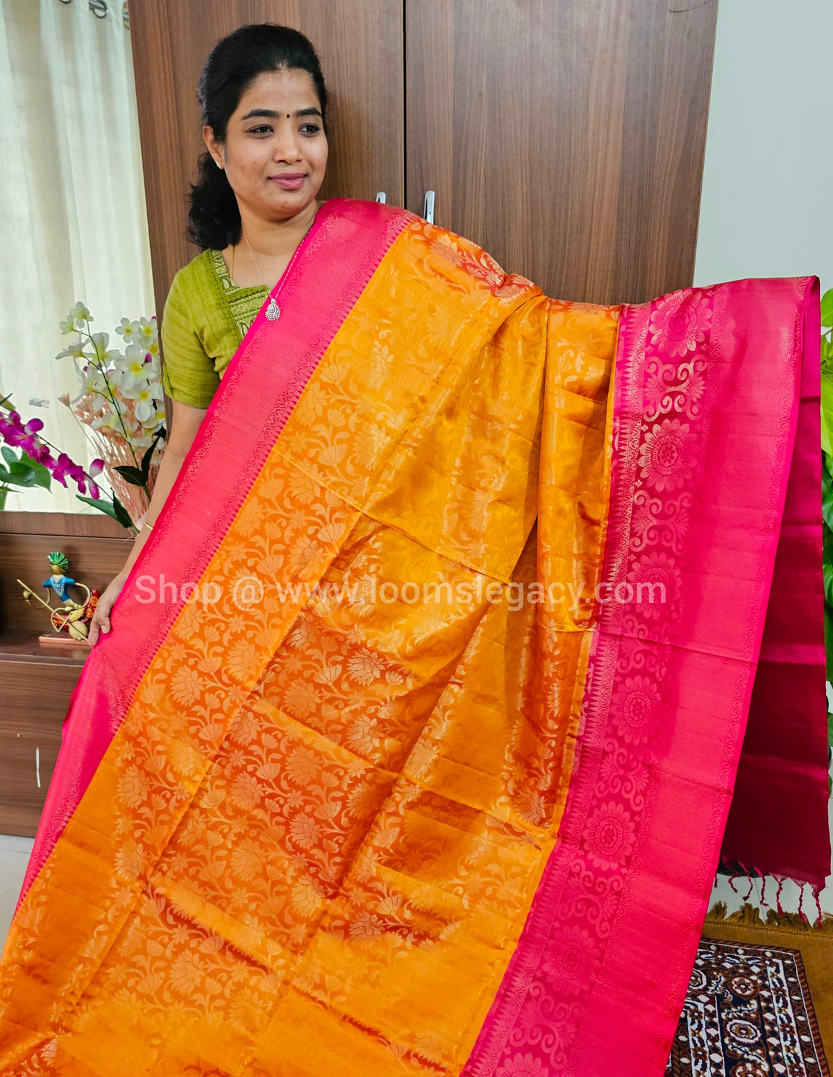 Classical Kanjivaram Pattern Full Brocade Pure Handloom Soft Silk Saree - Orange with Pink