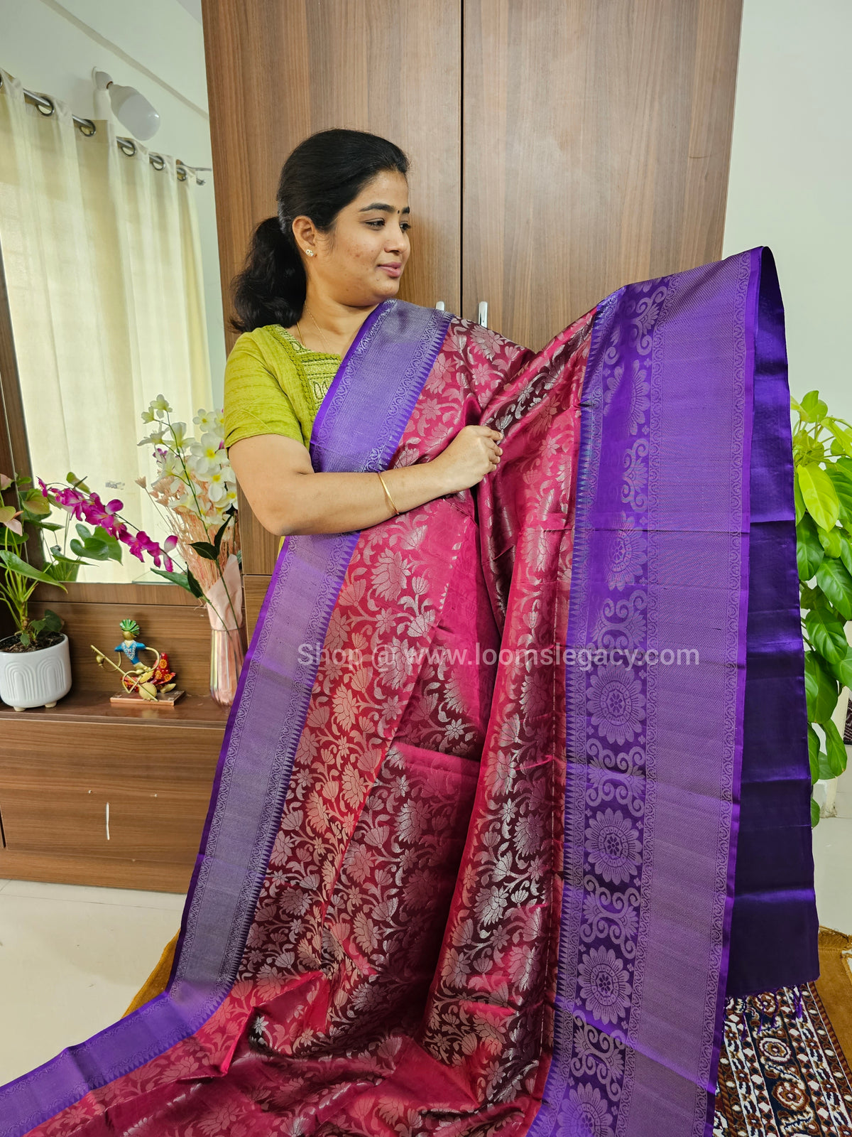 Classical Kanjivaram Pattern Full Brocade Pure Handloom Soft Silk Saree - Maroon with Purple