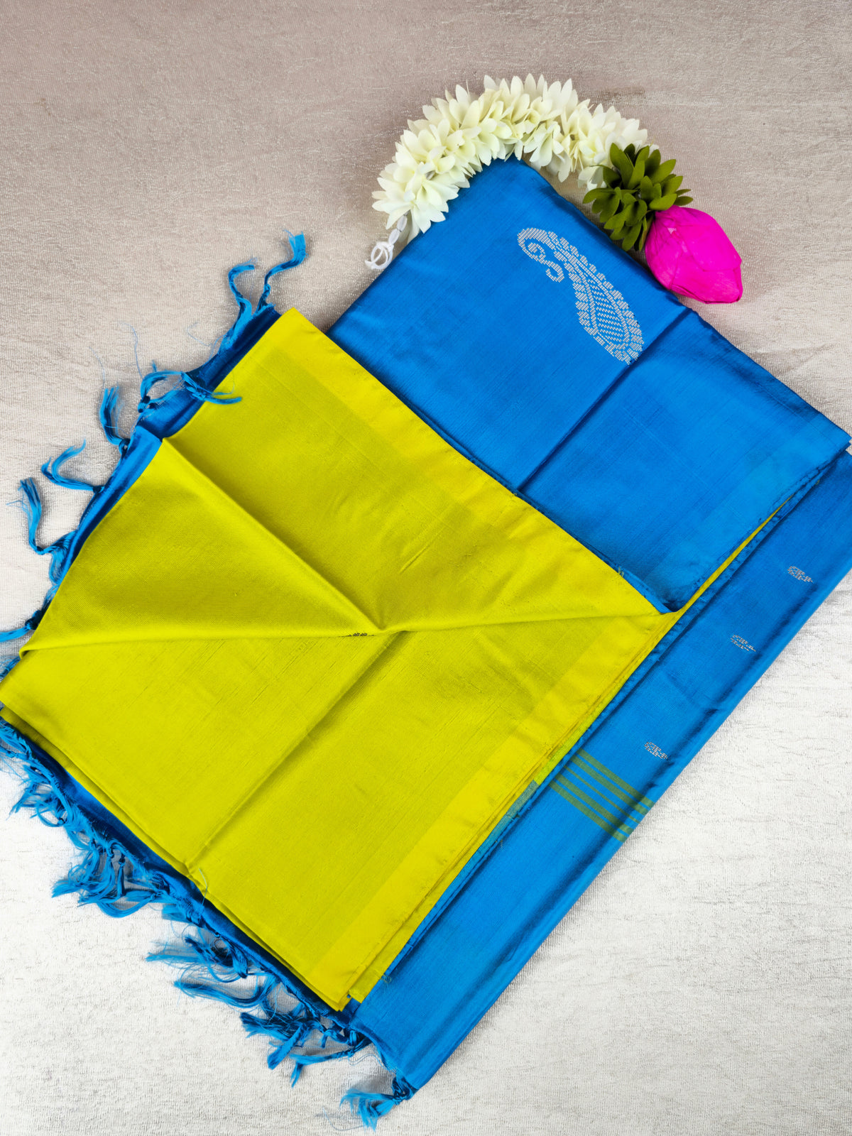 Green with Blue Chinnalampattu Saree with Blouse