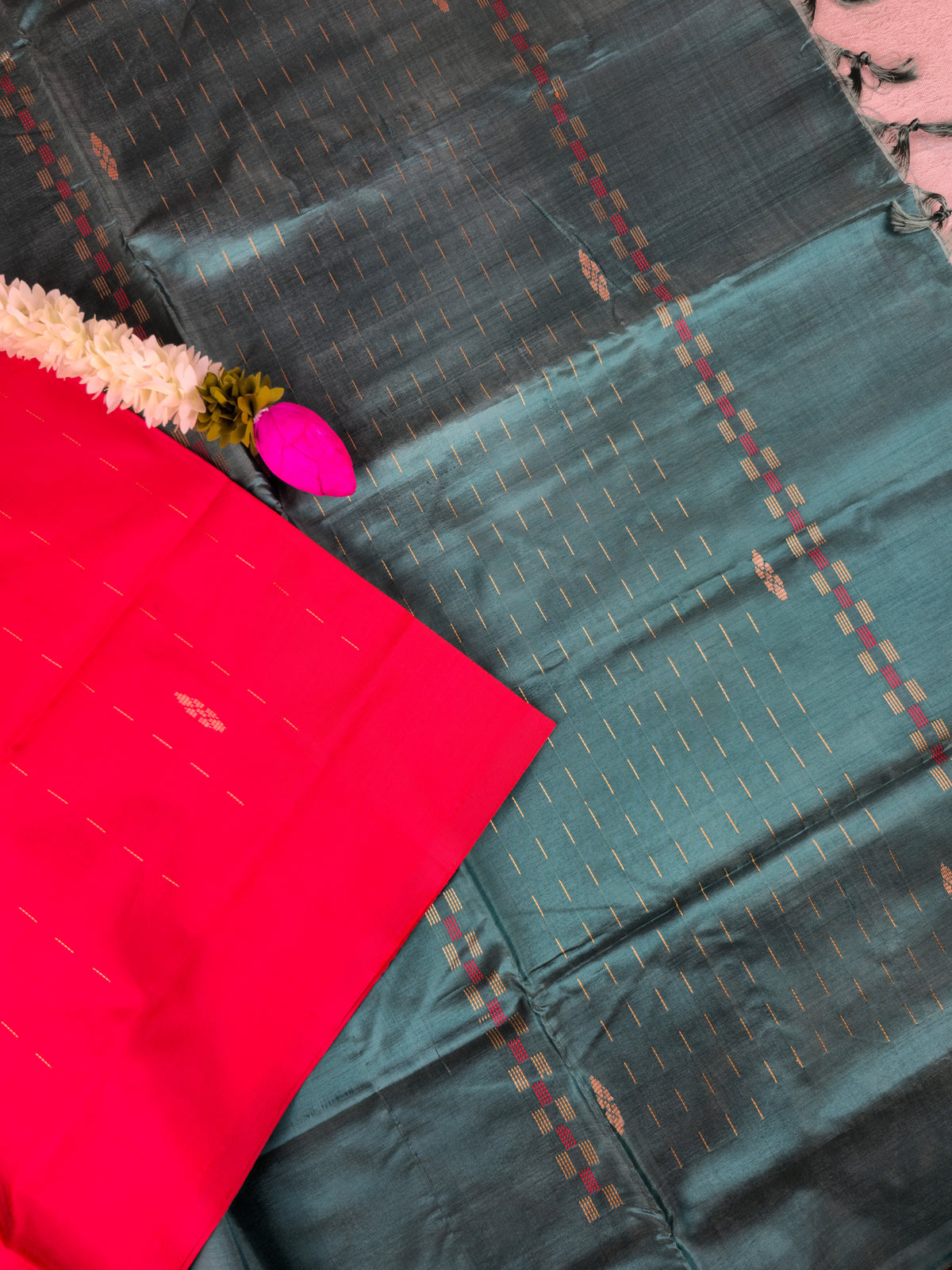 Red with Dark Sea Green Chinnalampattu Saree with Blouse