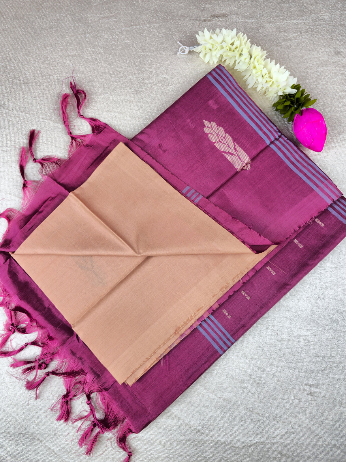 Cream with Magenta Pink Chinnalampattu Saree with Blouse