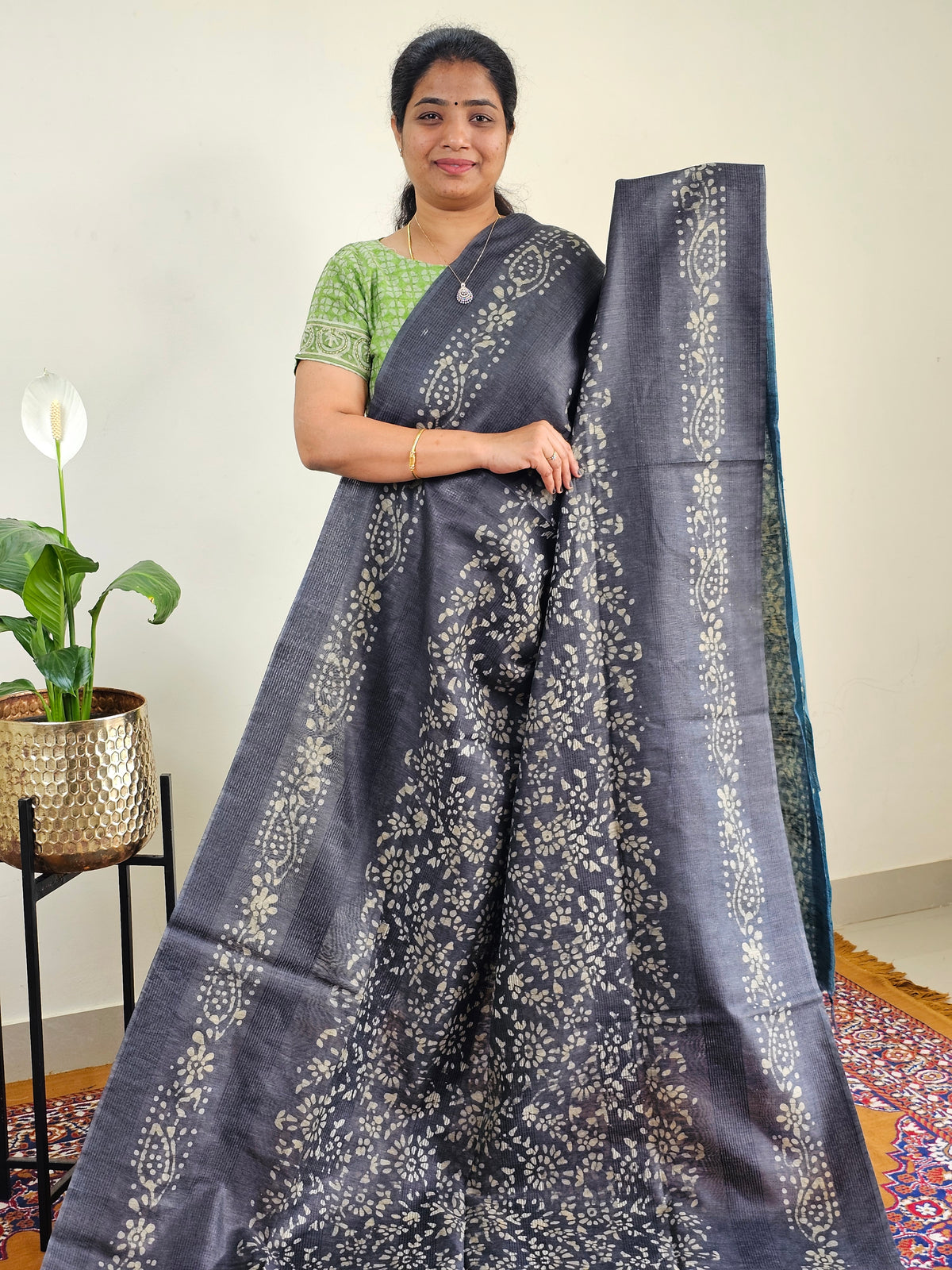 Bhagalpuri with Batik Print -Grey with Sea Green