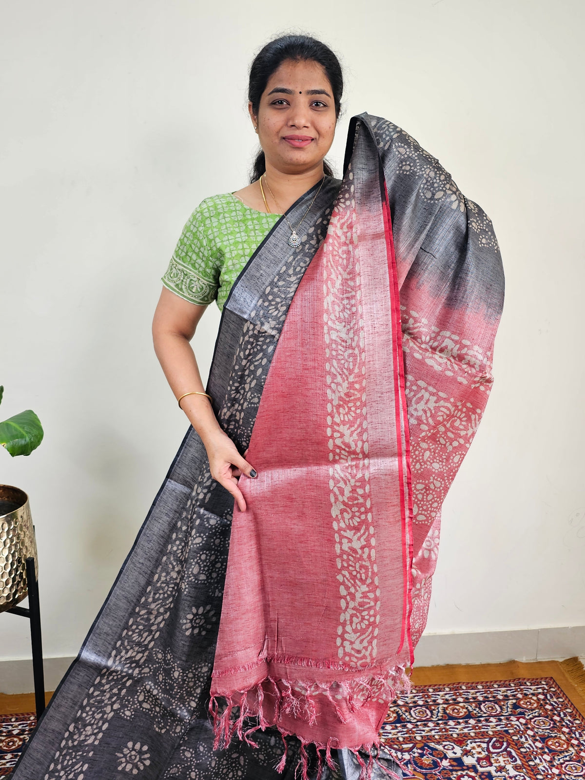 Bhagalpuri with Silver Zari Weaving Batik Print - Grey with  Maroon