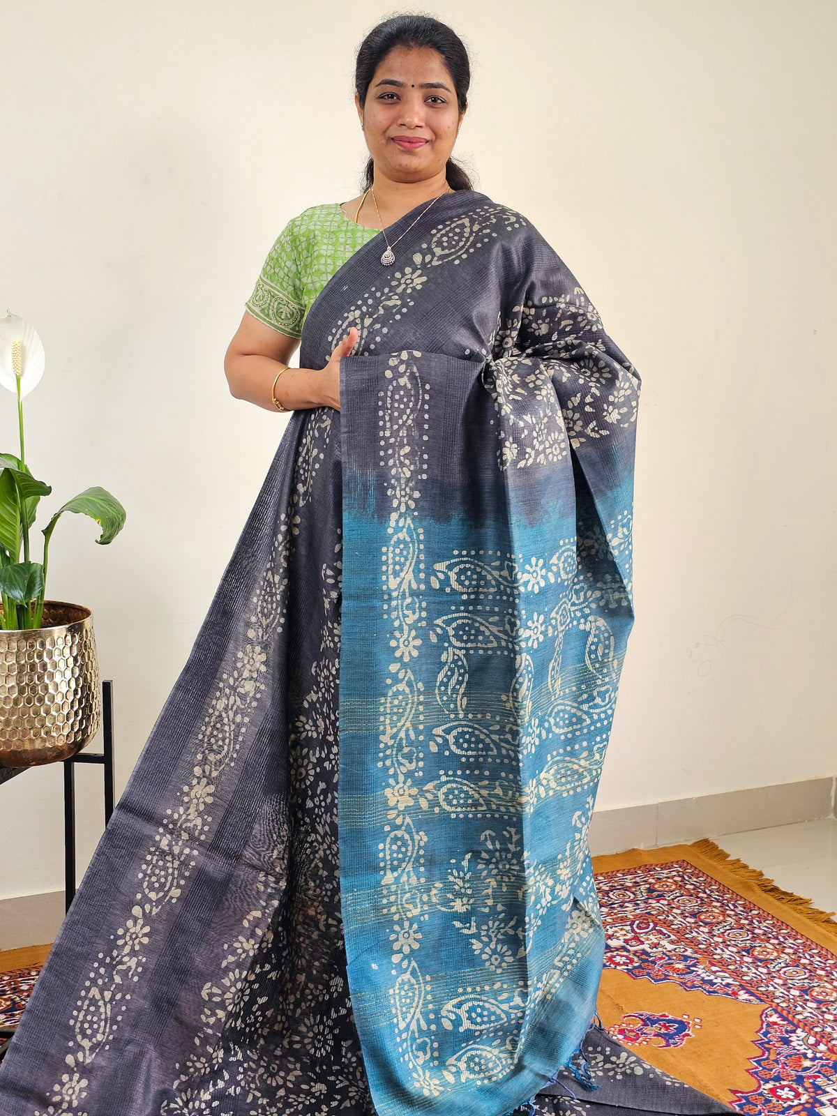 Bhagalpuri with Batik Print -Grey with Sea Green