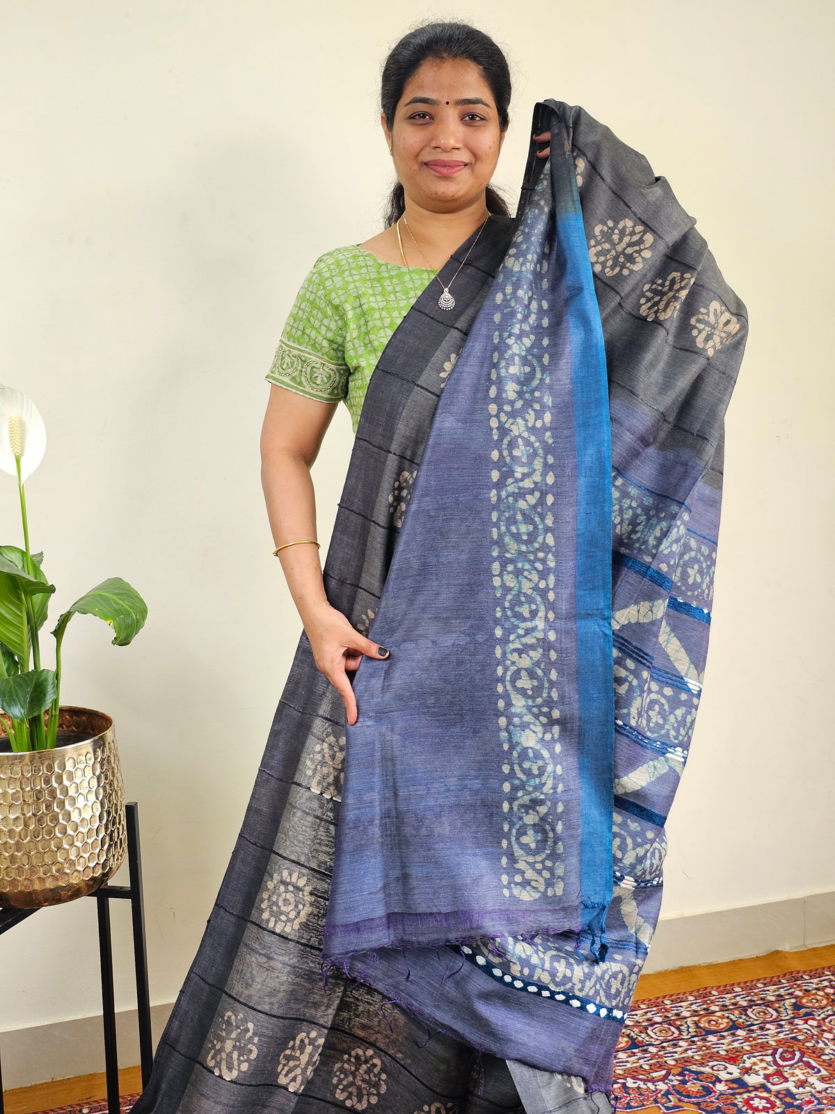 Bhagalpuri with Batik Print -Grey with Sea Green