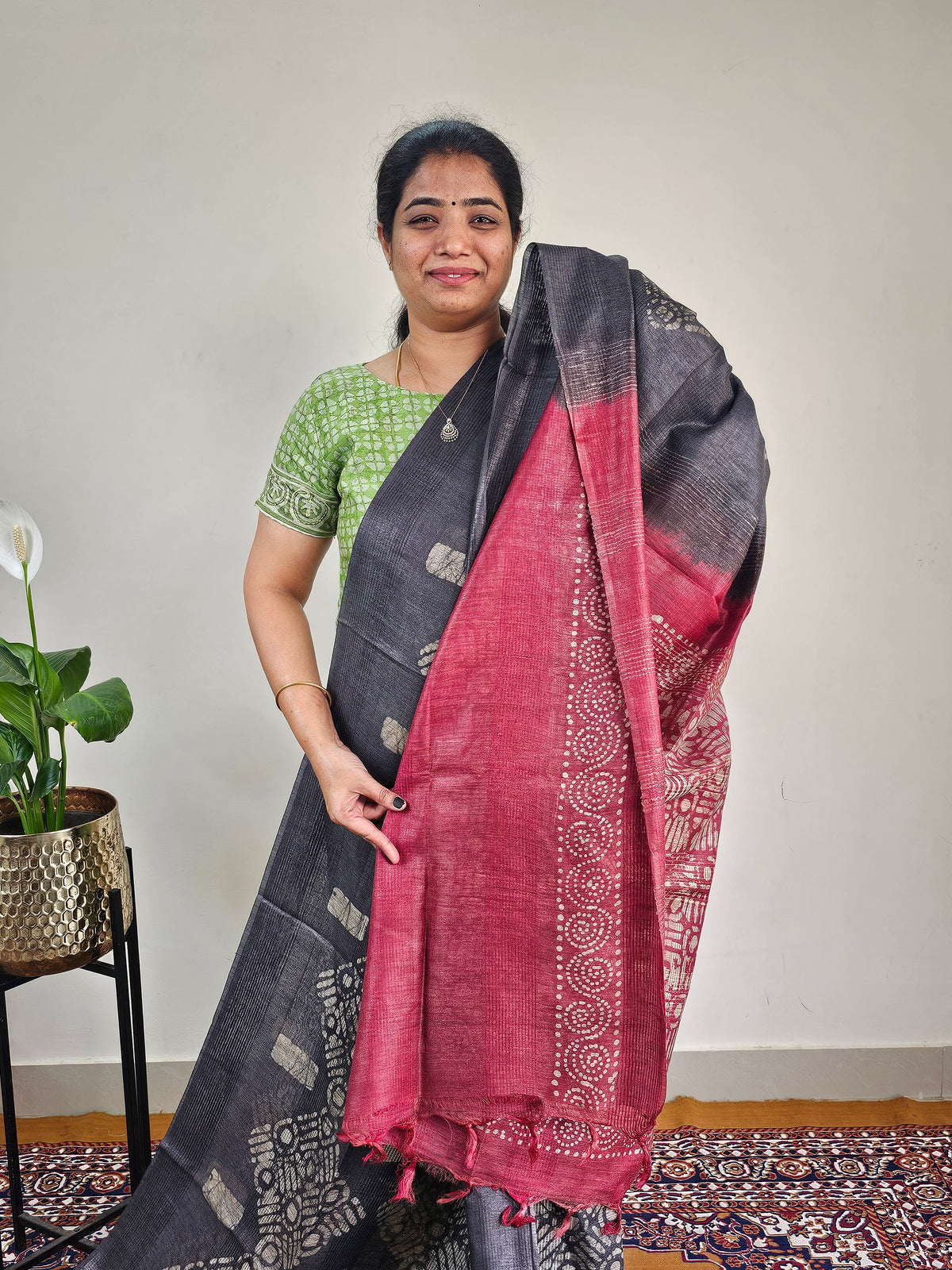 Bhagalpuri with Batik Print - Grey with Maroon