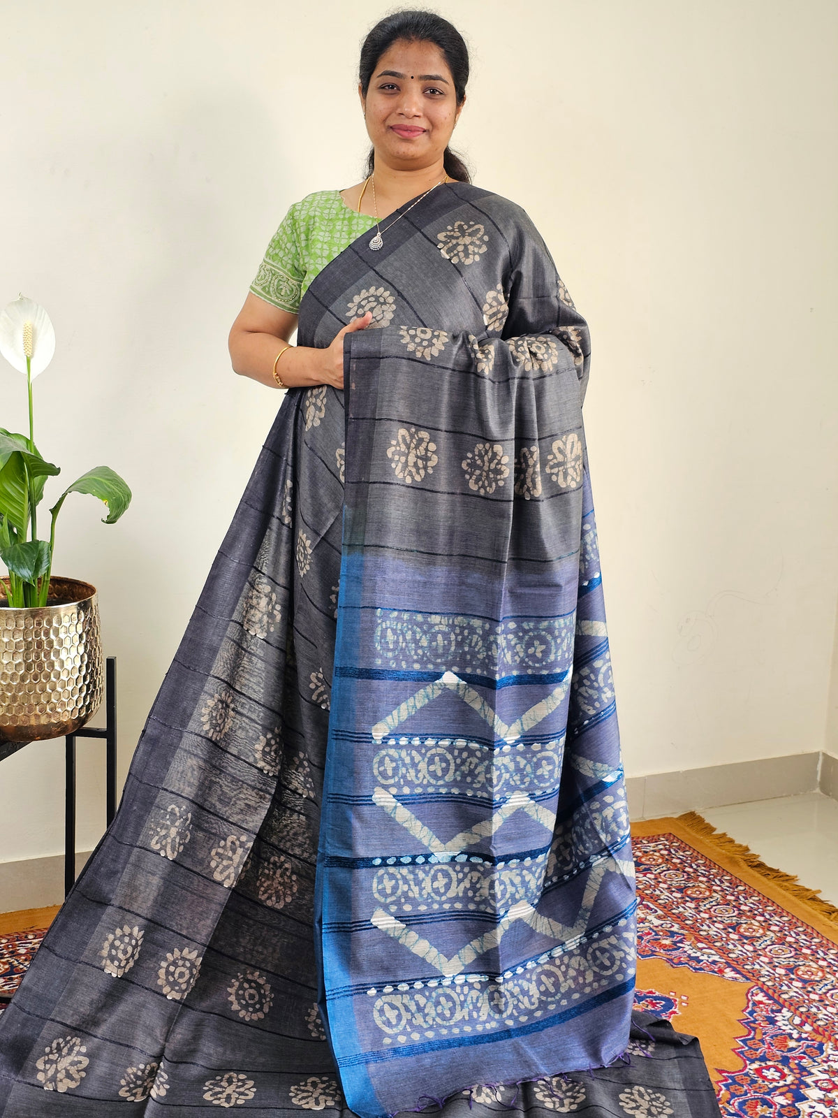 Bhagalpuri with Batik Print -Grey with Sea Green