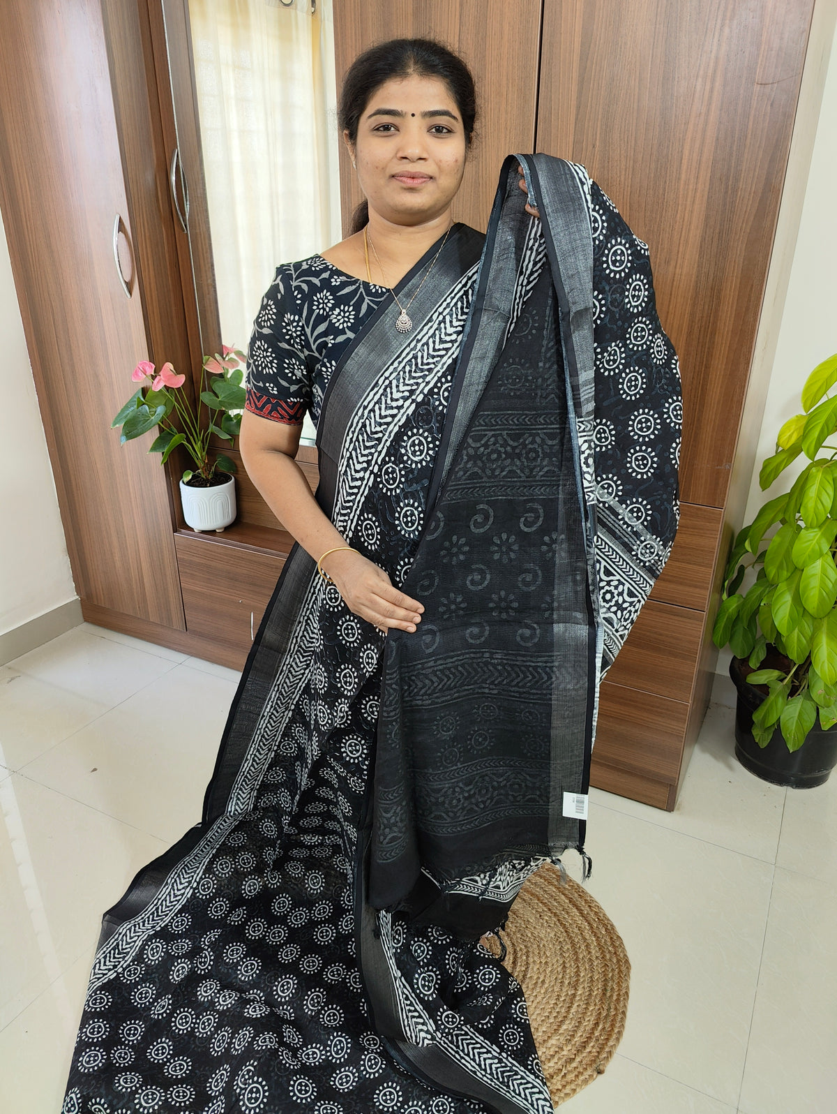 Linen Cotton with Digital Printed Sarees -  Black